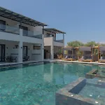 Alora Luxury - Adults Only