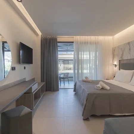 Alora Luxury - Adults Only *