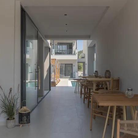 Alora Luxury - Adults Only Отель *