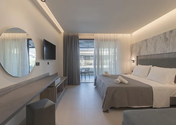 Alora Luxury - Adults Only *